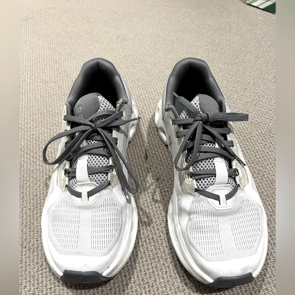 On Cloud Cloudrunner - image 3